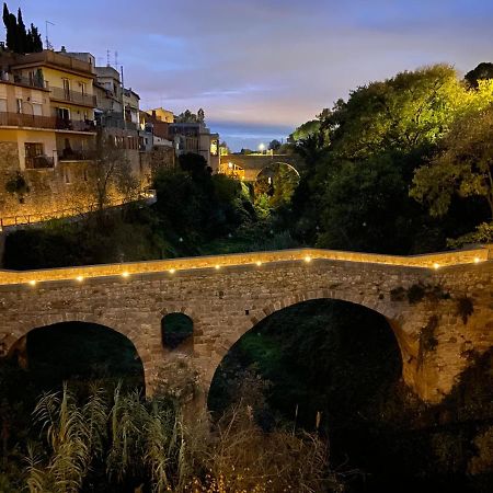 Casa De Poble Termes Romanes Caldes De Montbui Exteriör bild