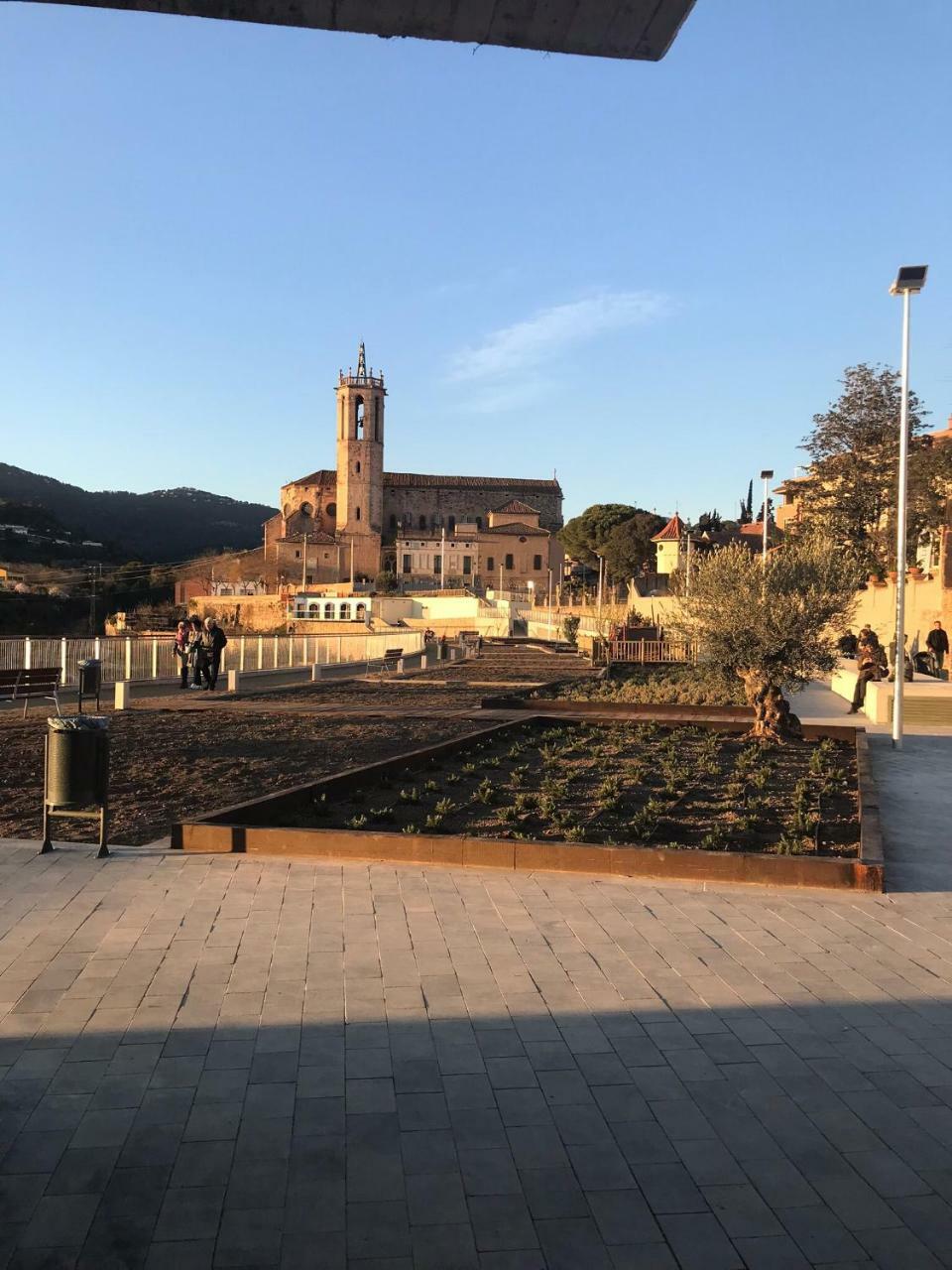 Casa De Poble Termes Romanes Caldes De Montbui Exteriör bild